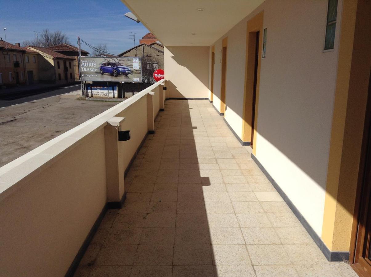 El Delfin Verde Villarente Exterior photo