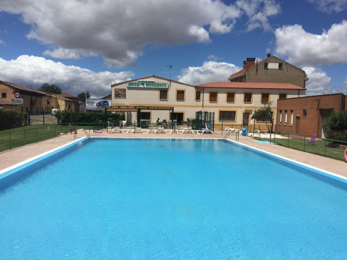 El Delfin Verde Villarente Exterior photo